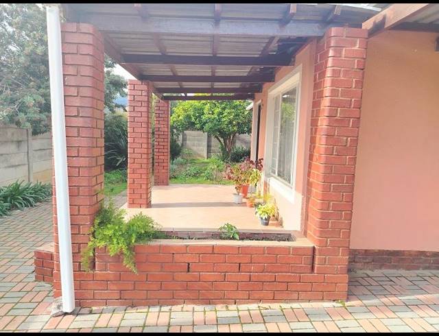 3 BEDROOM HOUSE FOR SALE IN GROENHEUWEL